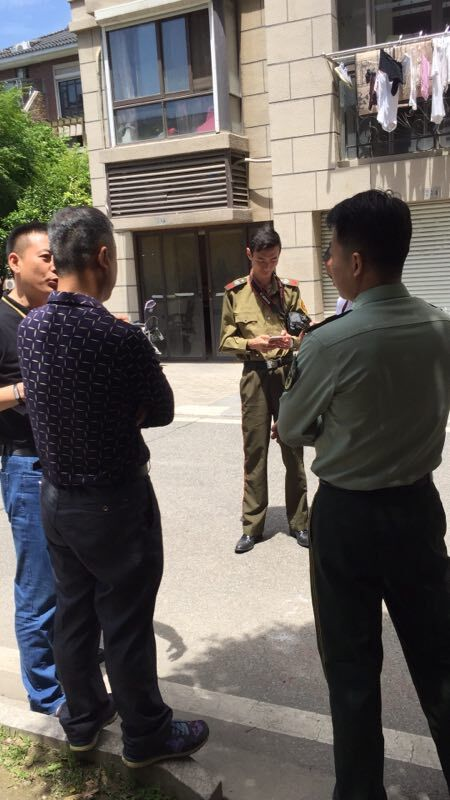 “物管股份”“331”行动中---太仓盛洋城市花园项目迎接上级检查